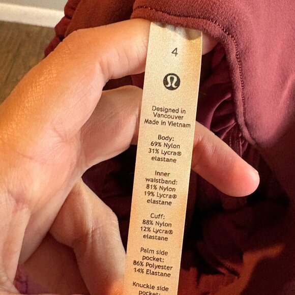 Lululemon Stretch High-Rise Jogger in Mulled Wine - Picture 6 of 6